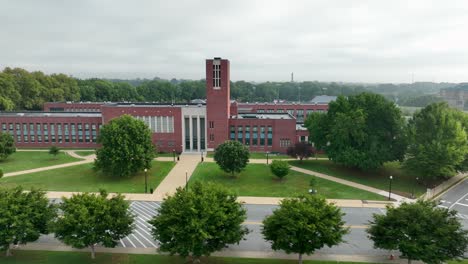 Aerial-truck-shot-of-American-school