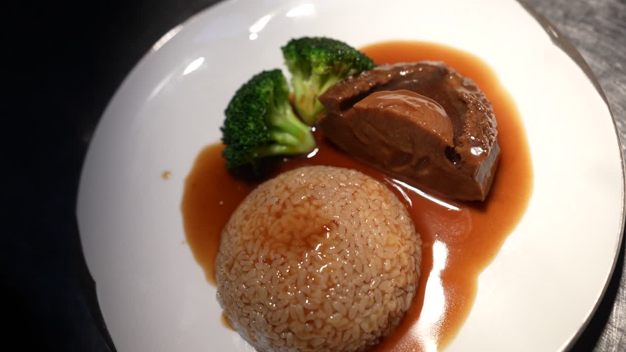 Fancy Abalone Dish Asian Cuisine Lowkey Lighting Slow-Mo 4k