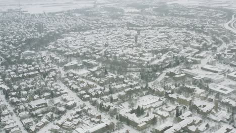 Drohnenantenne-Der-Universitätsstadt-Göttingen-Nach-Schneesturm-Tristan-Im-Winter-2021