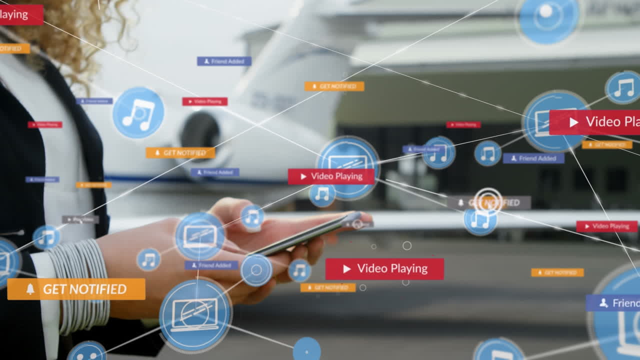 연결된 아이콘의 애니메이션, 알림 바, 공항에서 드폰을 사용하는 백인 사업가