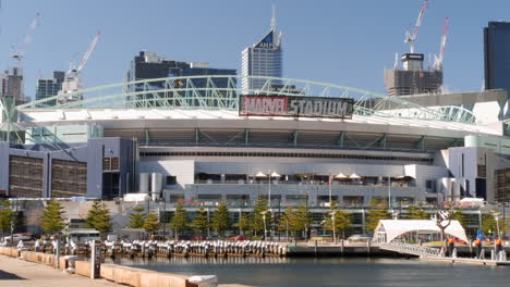 Timelapse-of-Marvel-Stadium-from-Docklands