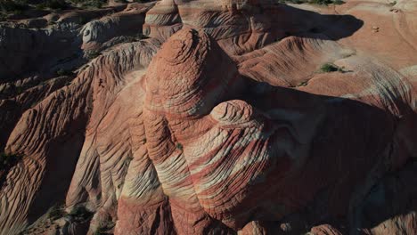 extrañas formaciones rocosas únicas en yant flat, también conocido como ruta de senderismo candy cliffs, utah, ee.uu.