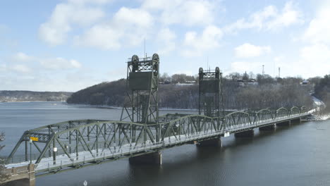 Close-Aerial-View-of-the-Historic-Stillwater-Lift-Bridge