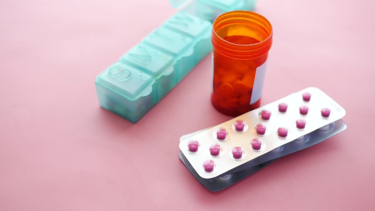 처방전 의약품 및 약 조직자