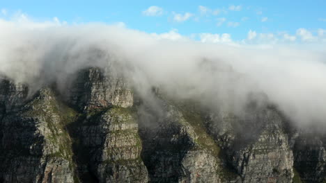 antena: 12 apóstoles nubes table mountain sudáfrica