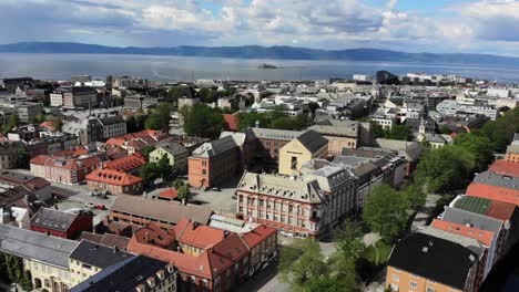 Antenne:-Altstadt-Von-Trondheim-In-Norwegen