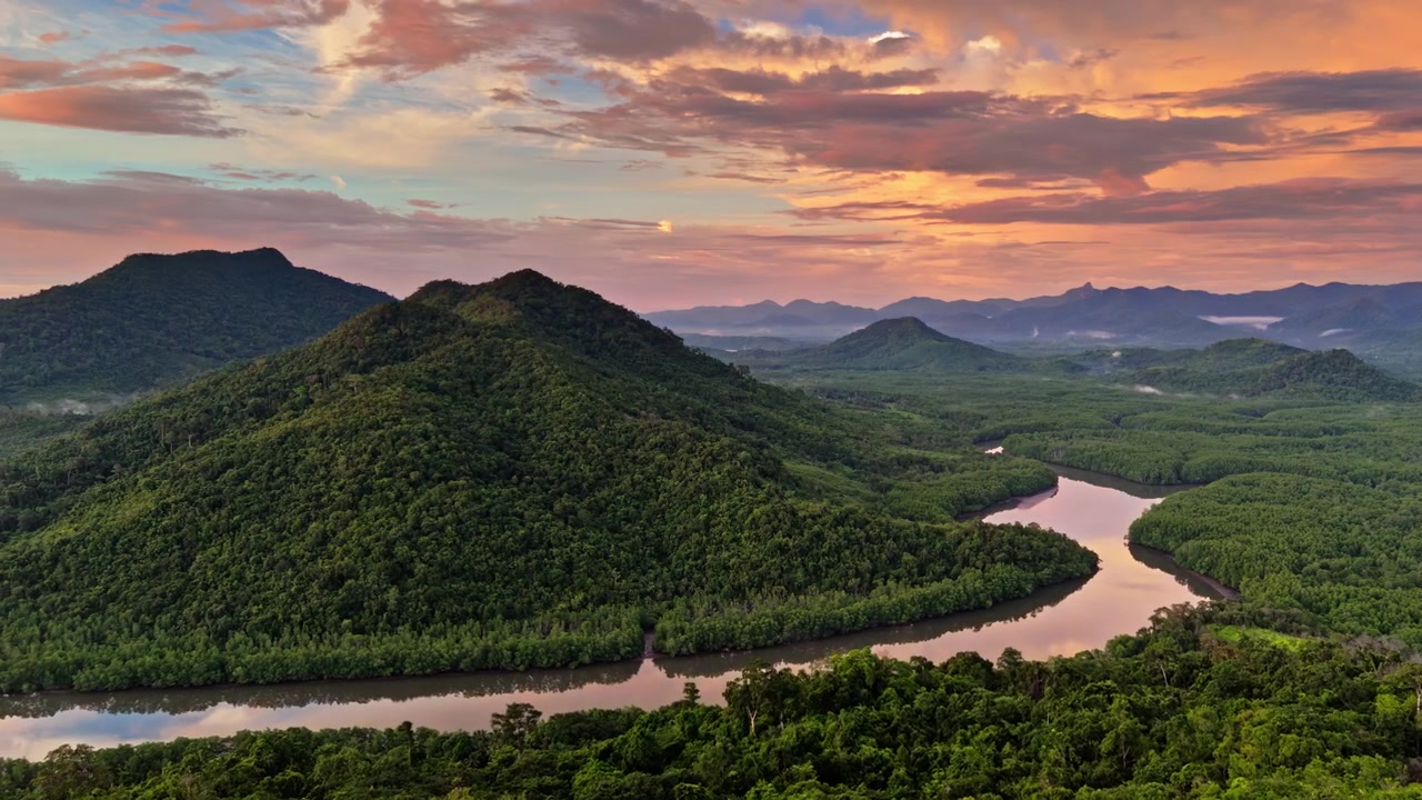 ภาพพุชอินของภูเขาที่คาตาบัน ประเทศฟิลิปปินส์
