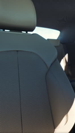 primer plano de un asiento de coche
