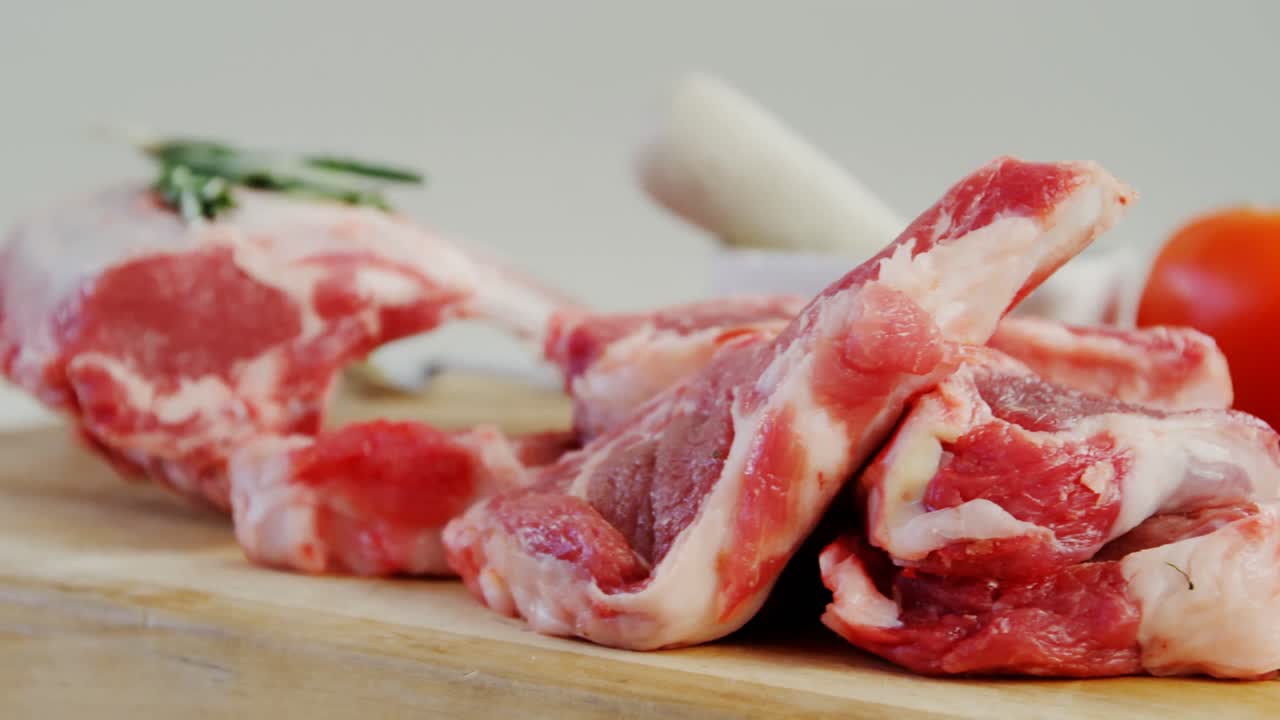 costillas de carne de res e ingredientes