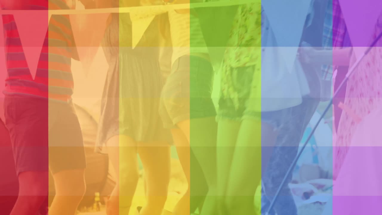 행복 한 사람 들 의 집단 위 에 있는 무지개 의 애니메이션