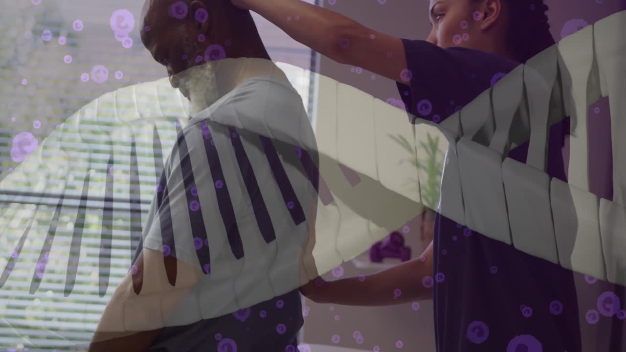 animación de la cadena de adn y datos sobre una doctora biracial con un paciente masculino