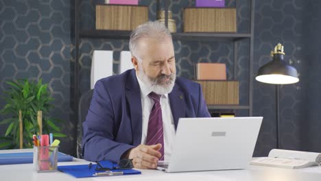 Businessman-looking-at-camera-unhappy-and-depressed.