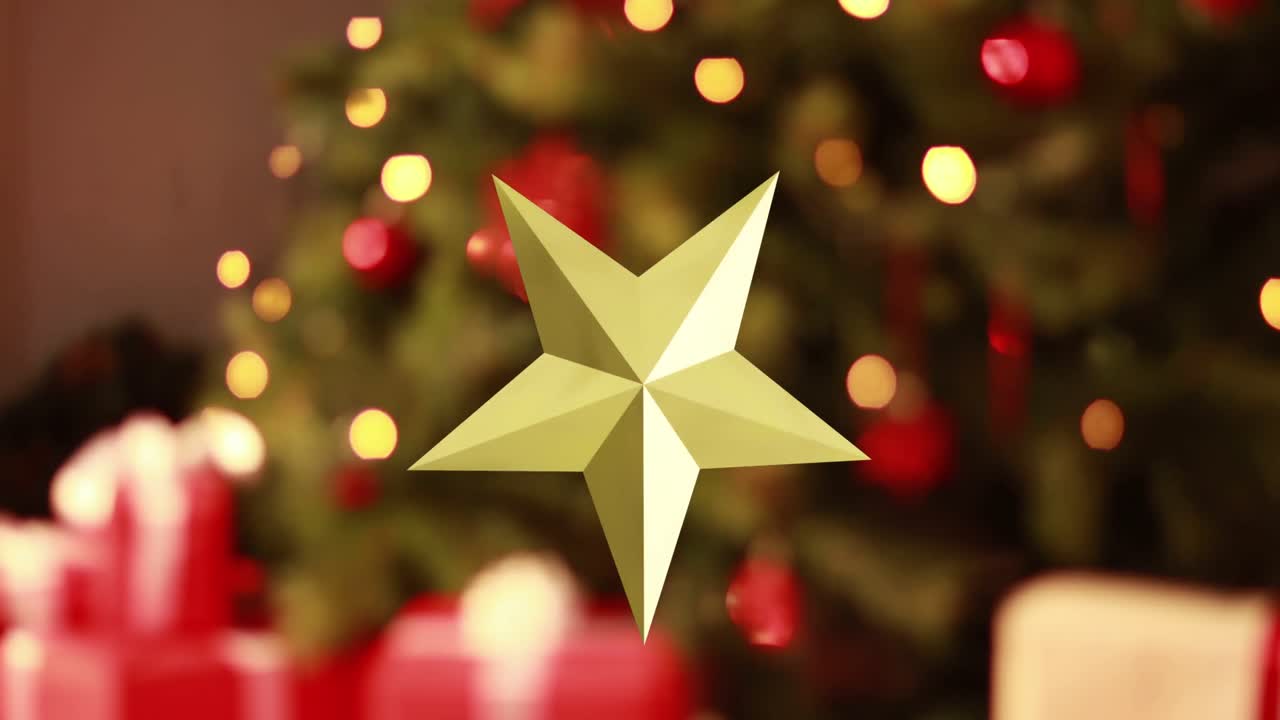 Animazione di una stella su punti luce sull'albero di Natale