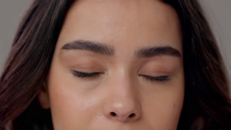 close up portrait of a woman's face