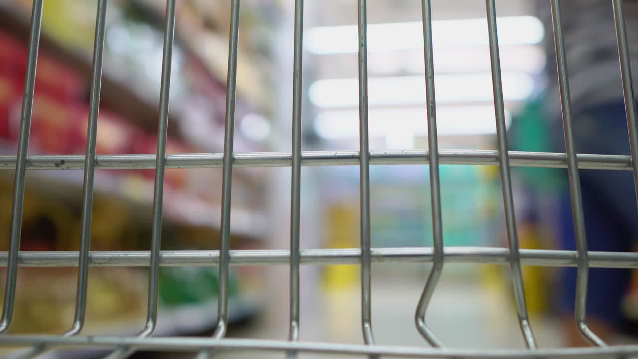 쇼핑몰에서 쇼핑 카트, 타임 스 비디오 4k