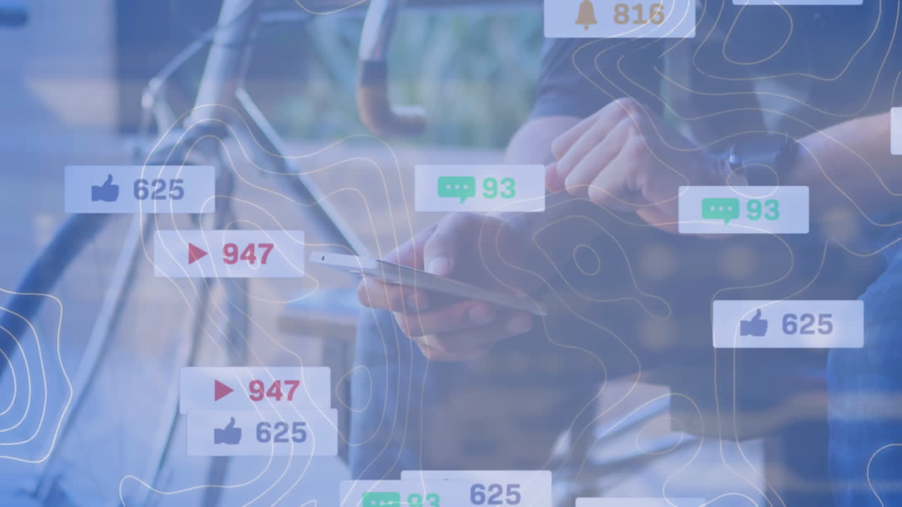 스마트 폰을 사용하는 백인 남자의 손에 대한 소셜 미디어 반응의 애니메이션