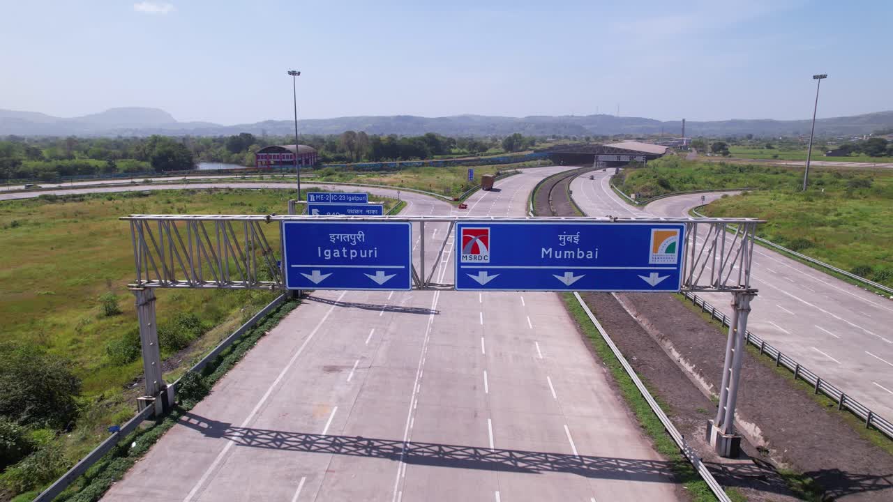 Igatpuri Interchange on Samruddhi Mahamarg, Maharashtra, Revealing drone shot