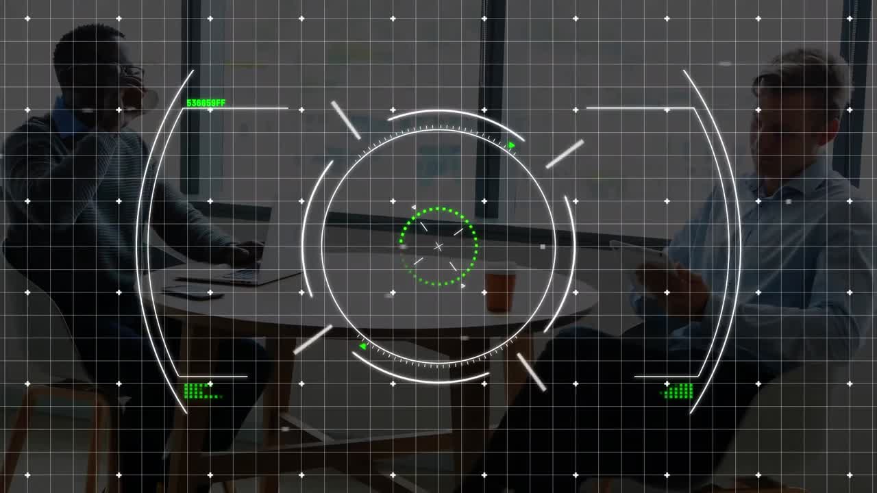 анимация сканирования бизнесменов с помощью ноутбуков и смартфонов