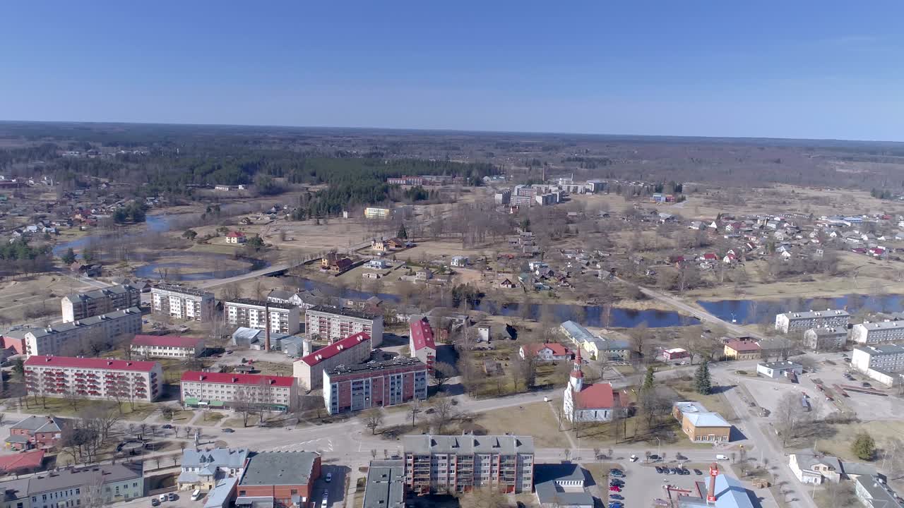에스토니아 발가 에 있는 건물 들 의 공중 사진