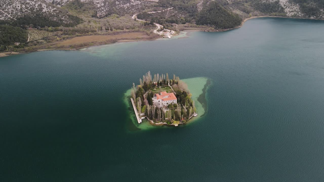 크로아티아 크르카 국립공원의 비소박 수도원