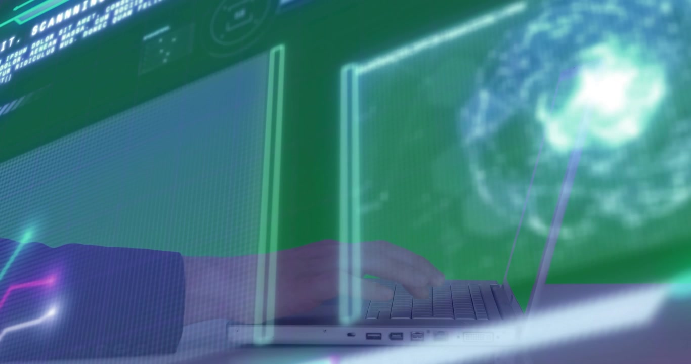 Mano di donna che digita sulla tastiera di un laptop, animando grafici a linee e un globo rotante per una demo tecnologica.