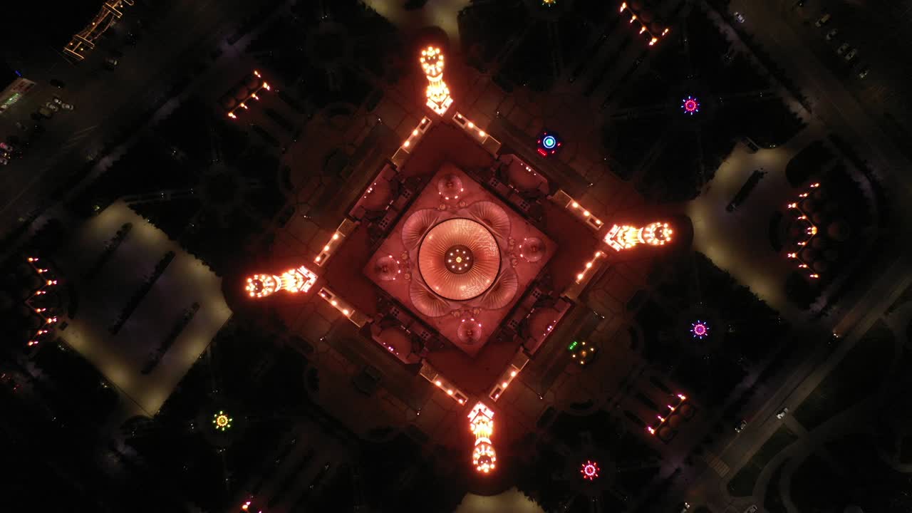 la mezquita del orgullo de los musulmanes que lleva el nombre del profeta mahoma en la ciudad de shali, la mezquita más grande de europa.