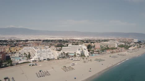 Vista-Aérea-De-La-Ciudad-Costera-De-Almería-En-Andalucía-España