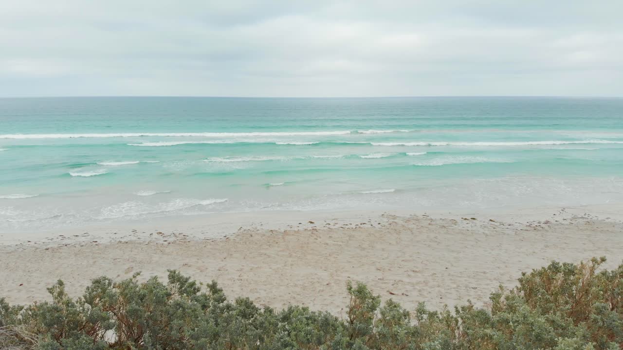 fotografía aérea de tarcoola beach geraldton durante el día, dron