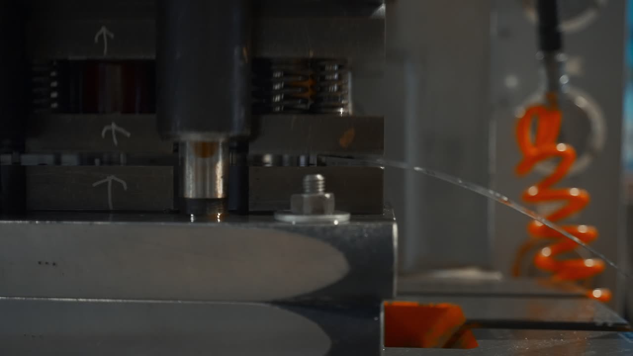 금속 스핑 프레스의 클로즈업 뷰