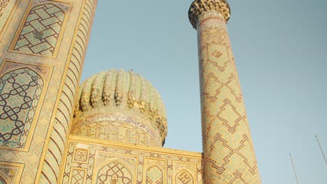 registan ciudad de samarcanda uzbekistán sherdor madrasah torre arquitectura islámica 4 de 38
