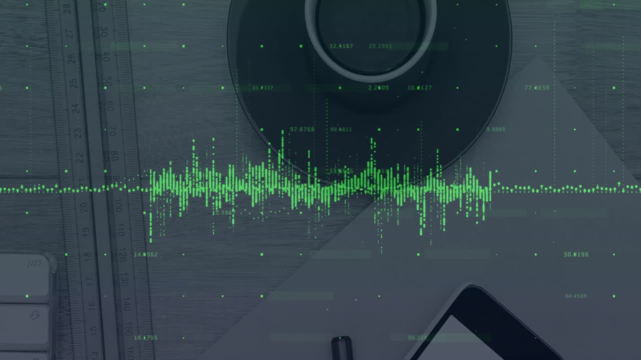 스마트폰과 책상에서 커피를 통해 금융 데이터 처리의 애니메이션