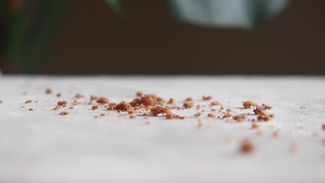 migas en una mesa