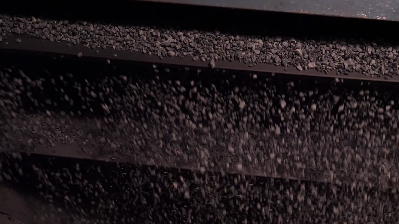 움직이는 자갈 컨베이어 벨트