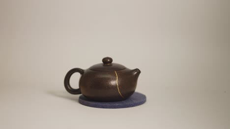 kintsugi teapot: a japanese art of repair