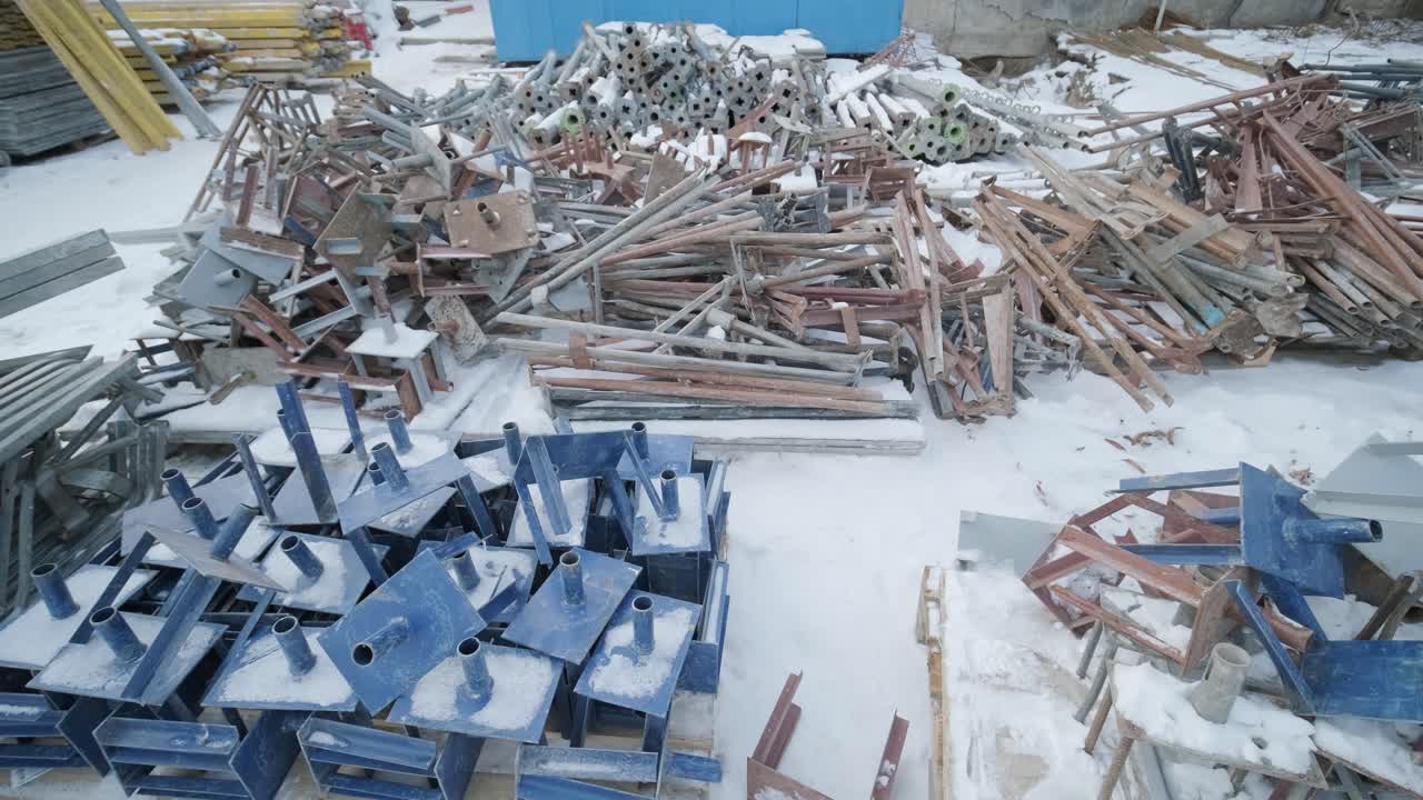 encofrado de losas. tuberías metálicas para encofrado.