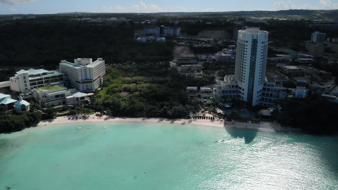 해변 전망. 미국 괌 드론 영상