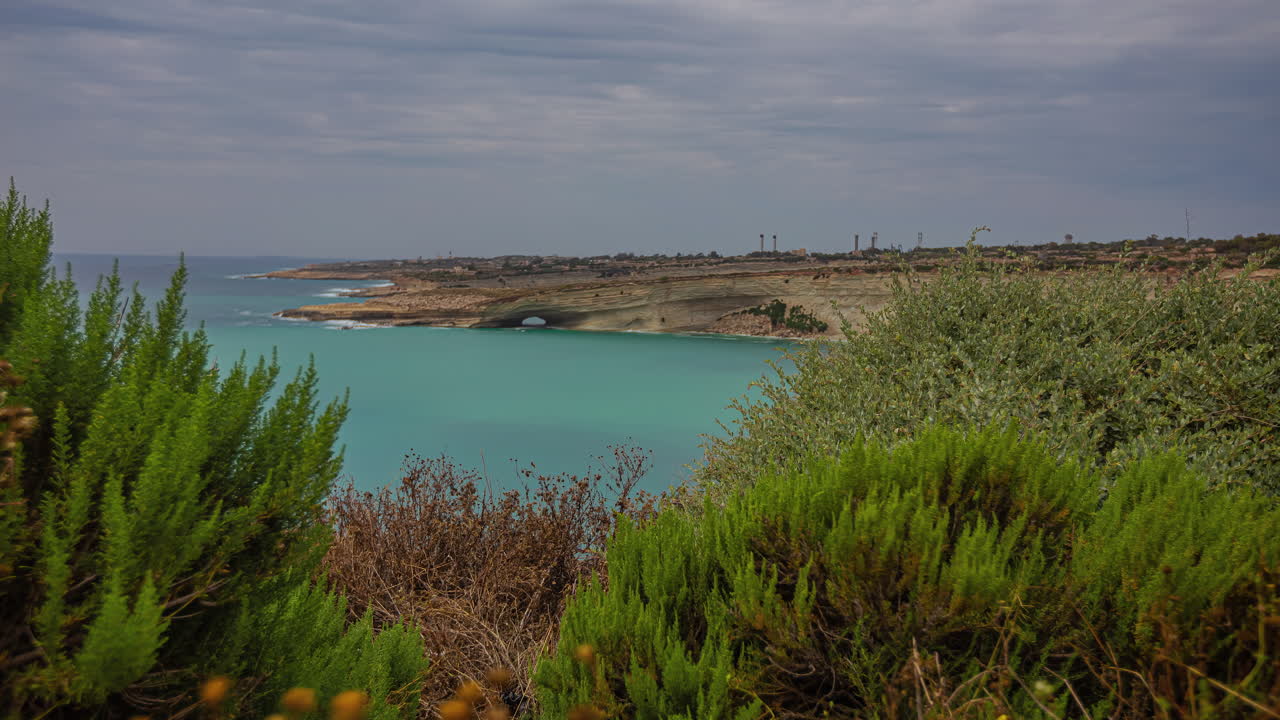 자연스러운 호프리트 창문과 만의 넓은 전망, 타임  ⁇ 스 전망