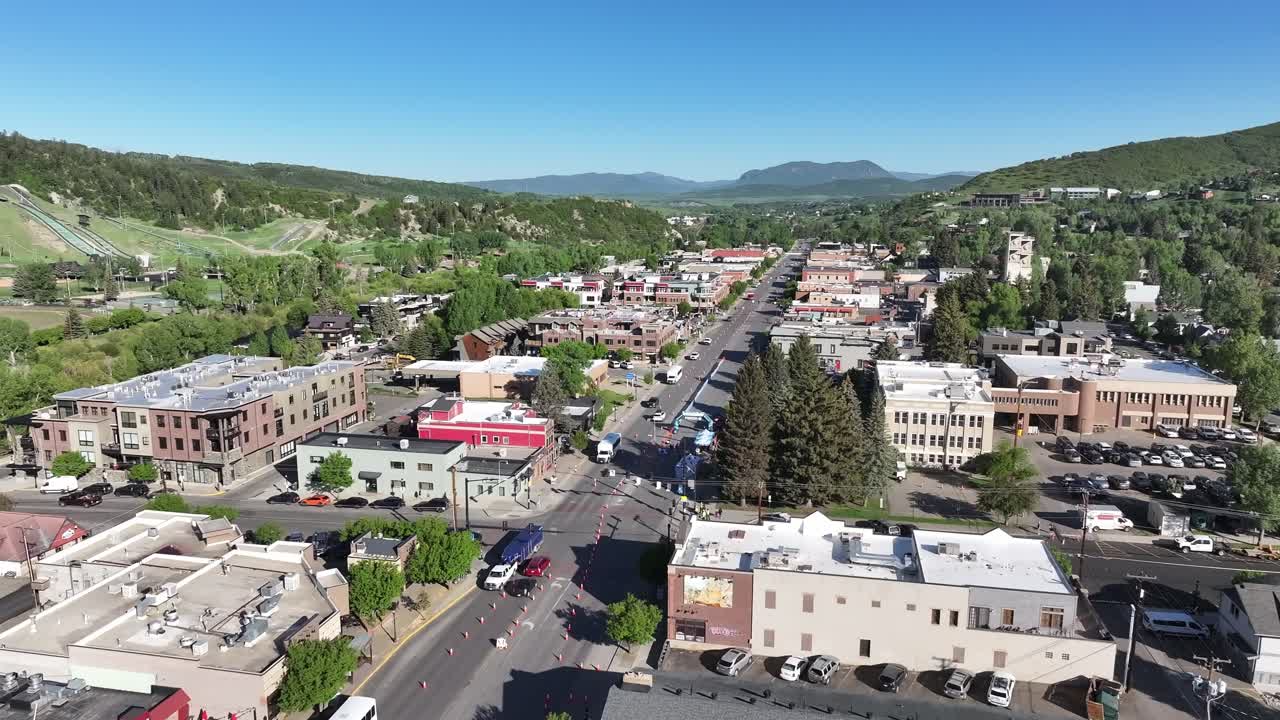 Steamboat Springs before the marathon June 1 , 2025. This shot includes Lincoln Ave and the finish line.