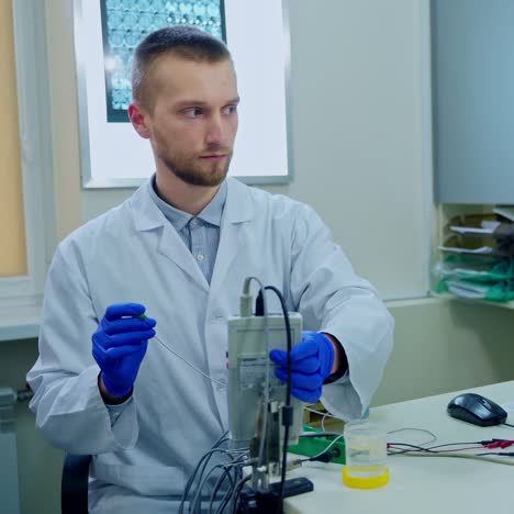 scientist works in modern lab