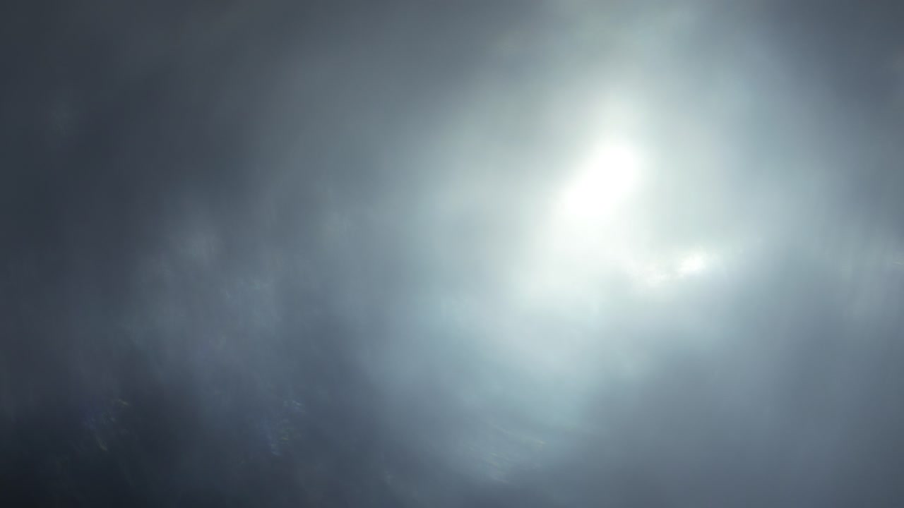 Filtri di luce astratti e bagliori dell'obiettivo su sfondo scuro