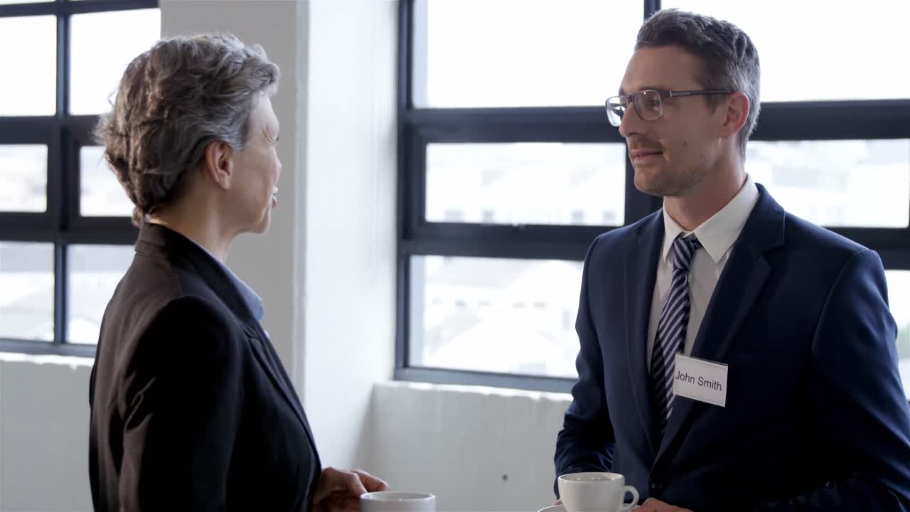 Business people drinking coffee
