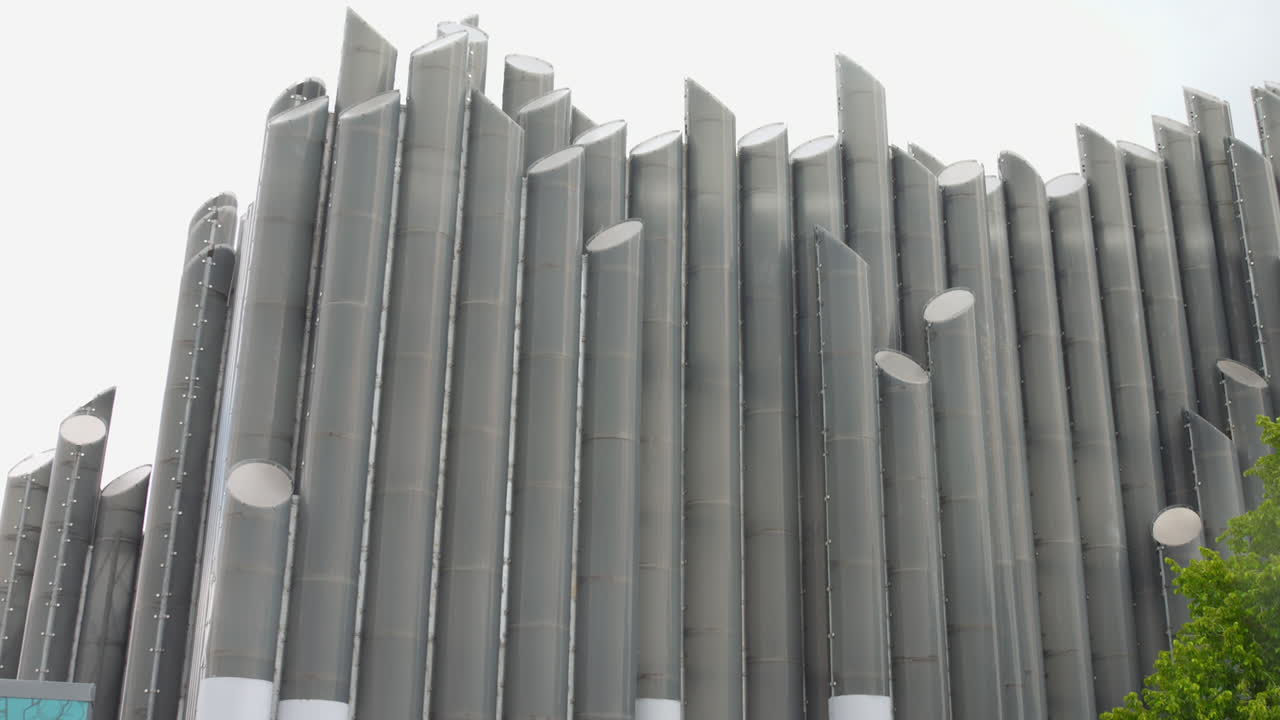 Voyage Extraordinaire Theme Park Attraction