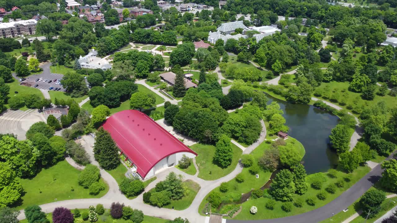 프랭클린 공원과 프랭클린 공원 온실 - 봄 - 공중 드론