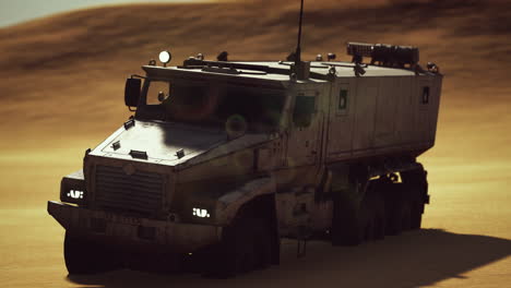 Armoured-military-truck-in-desert