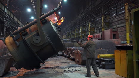 metal casting process in a foundry