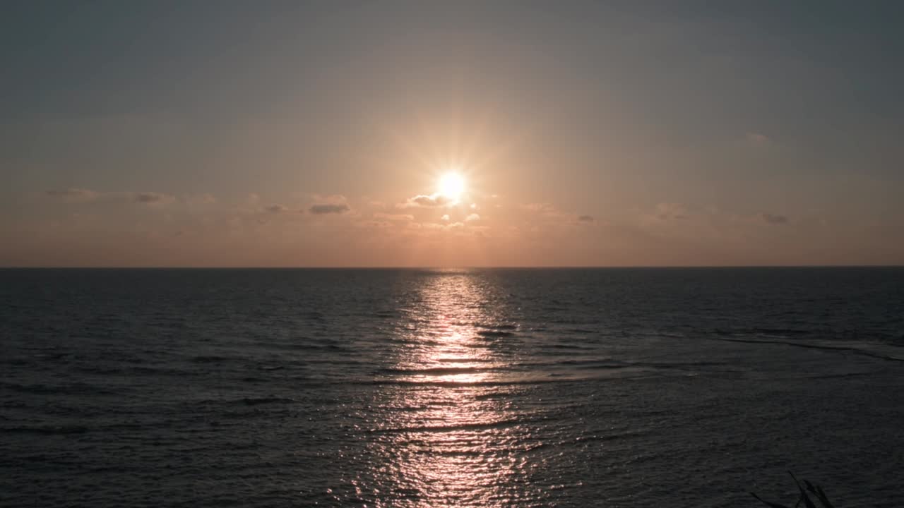 골든 아워 일몰 타임랩스 4k