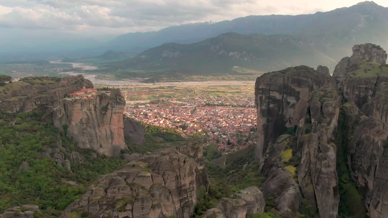 메테오라 여행 및 관광