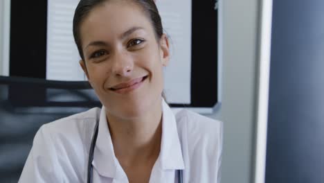 profesional médico en el trabajo