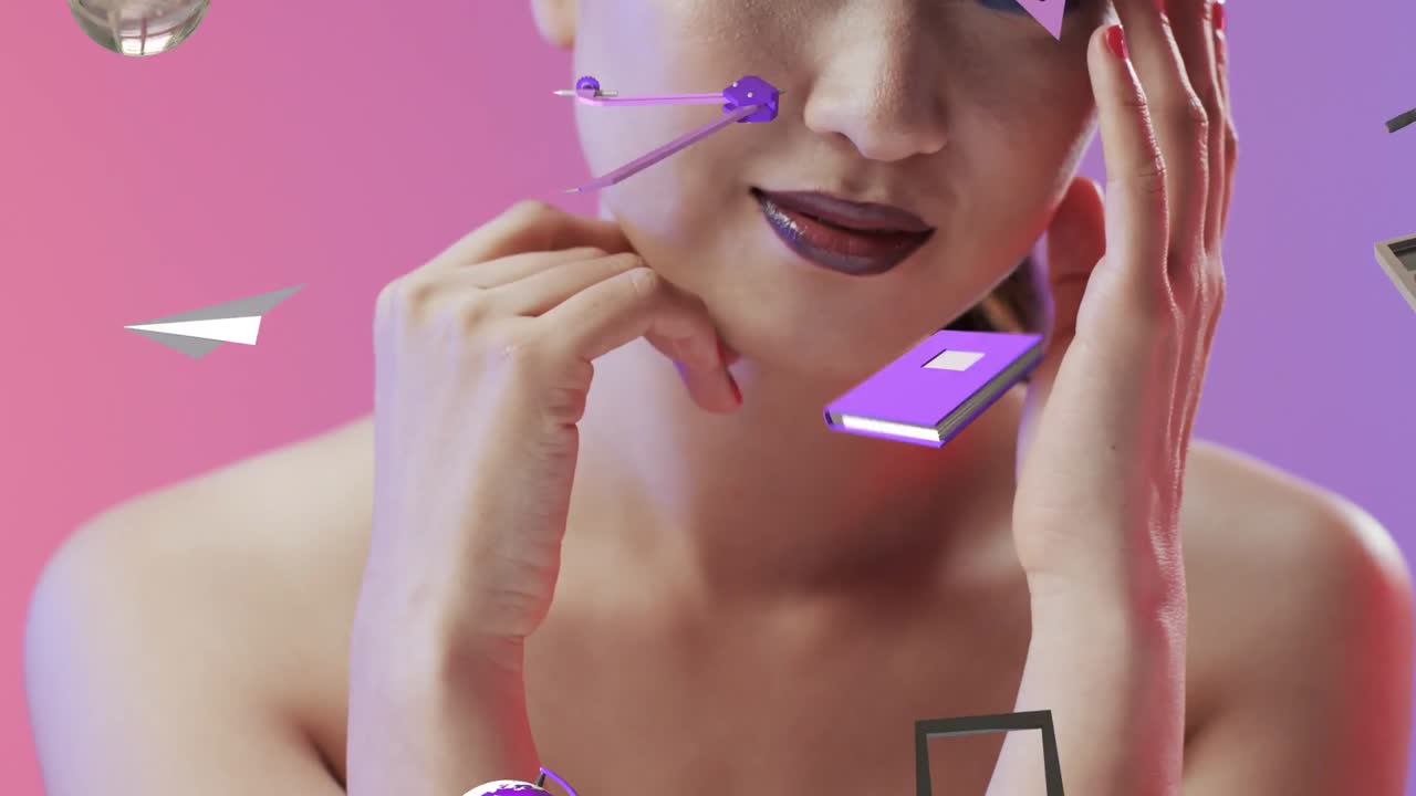 Modella in posa, con un globo viola che inizia a orbitare e attraversare il viso, su una pubblicità di bellezza con sfondo sfumato rosa-viola.