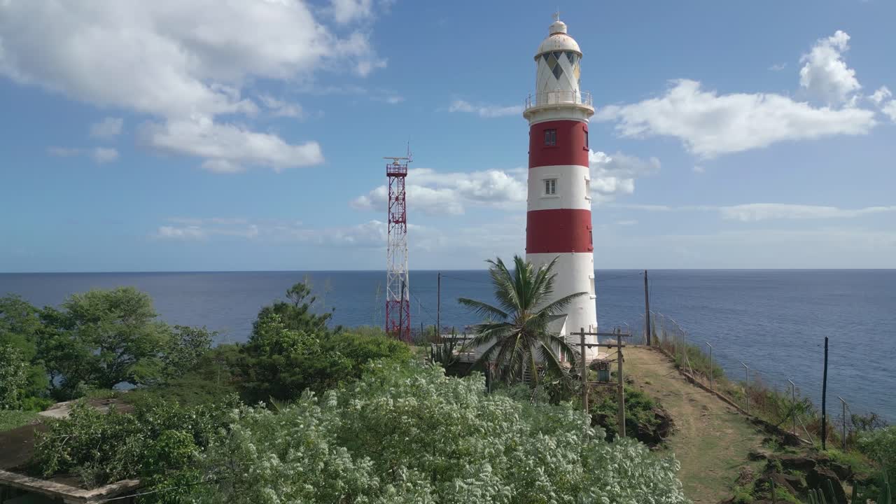 Mauritius - Albion - slow ascending view on the lighthouse